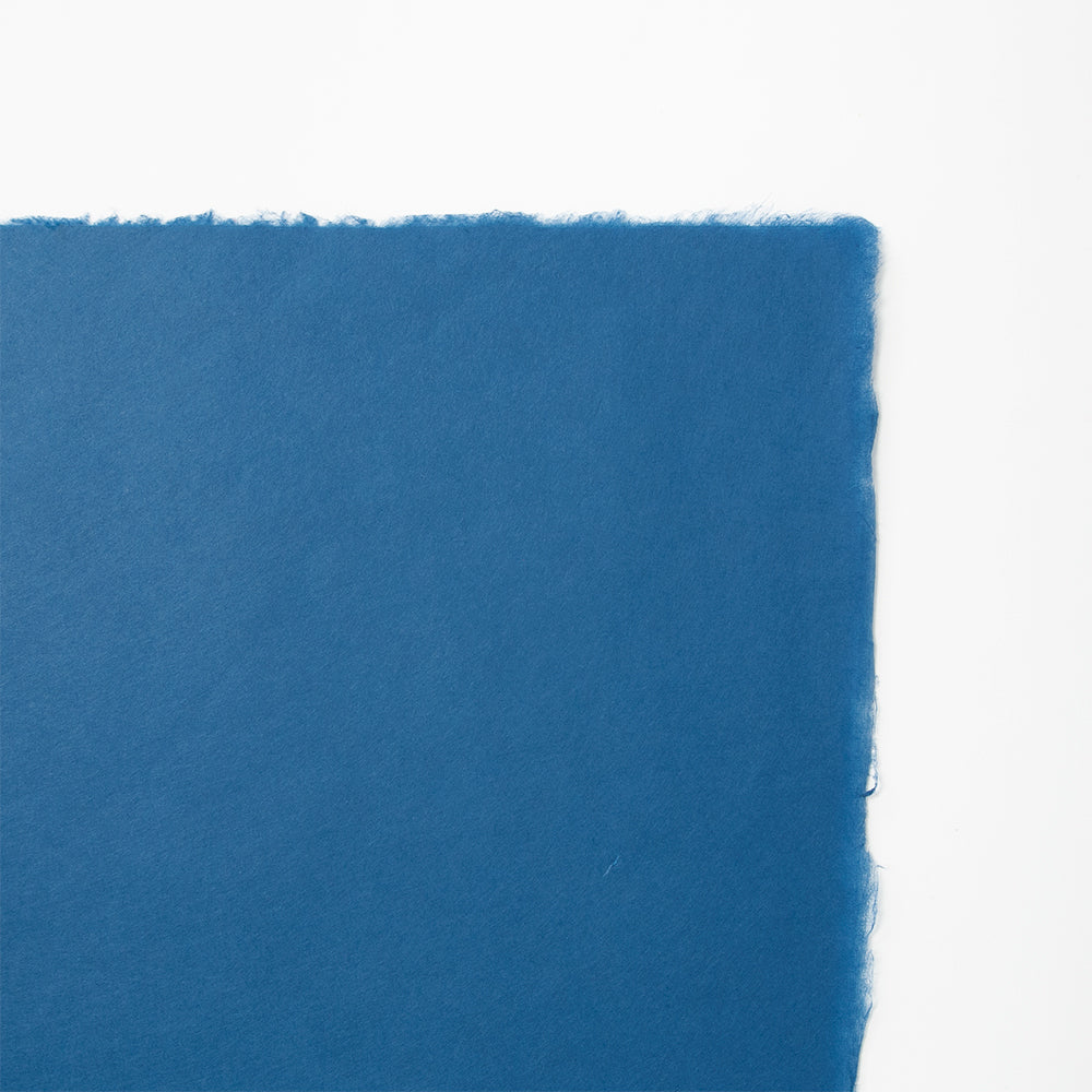 民芸紙 M-27 濃藍 ＊在庫切れ 出来上り予定未定 | アワガミ